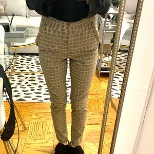 Never been worn Zara plaid pants / trousers